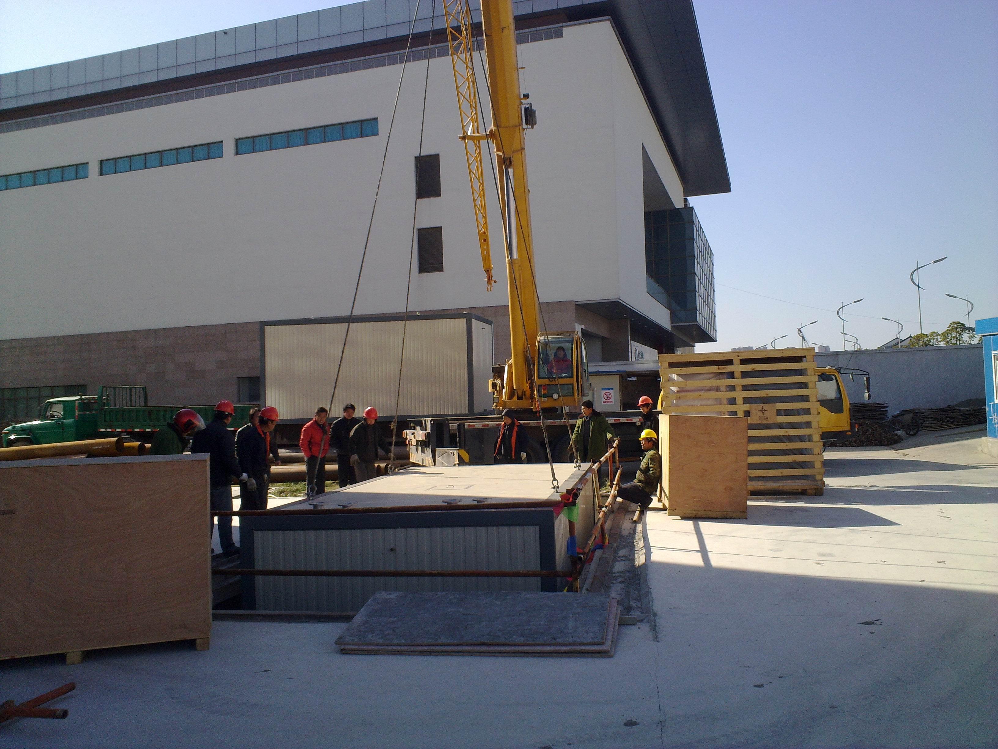 無錫設(shè)備吊裝搬運(yùn)的方法 無錫設(shè)備吊裝搬運(yùn)的方法